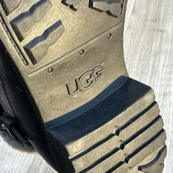 UGG CHYLER BLACK WATER RESISTANT Booties Womens Size 8 - Picture 10 of 12